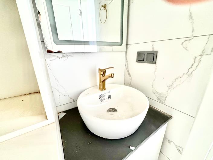 Image No.18-2 Bed Apartment for sale