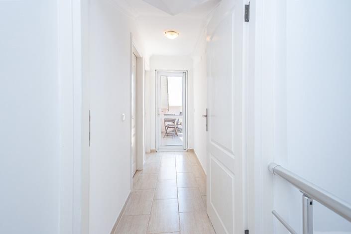 Image No.27-3 Bed Semi-Detached for sale