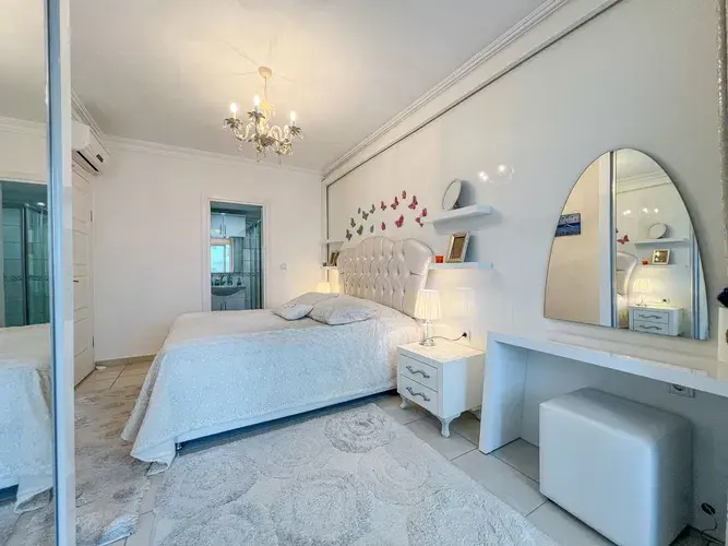 Image No.10-2 Bed Apartment for sale