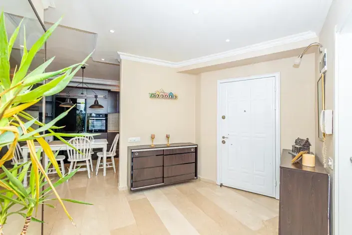 Image No.11-2 Bed Apartment for sale