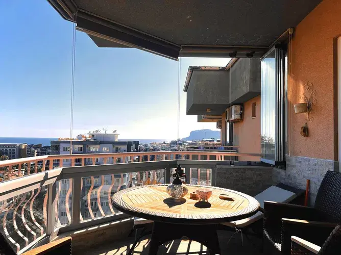 Image No.6-4 Bed Apartment for sale