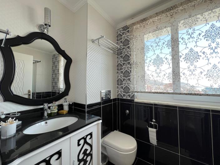 Image No.17-3 Bed Apartment for sale