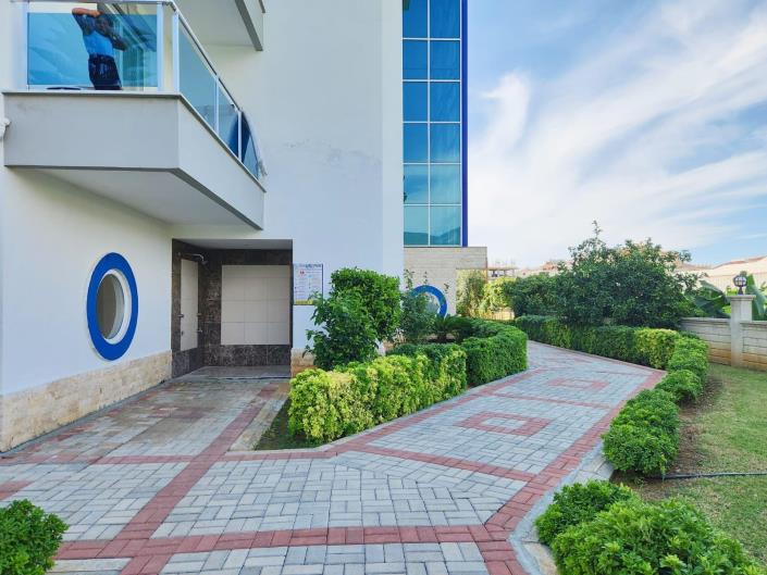 Image No.22-3 Bed Apartment for sale