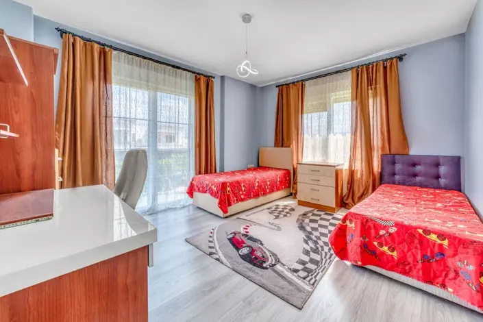 Image No.4-4 Bed Villa for sale