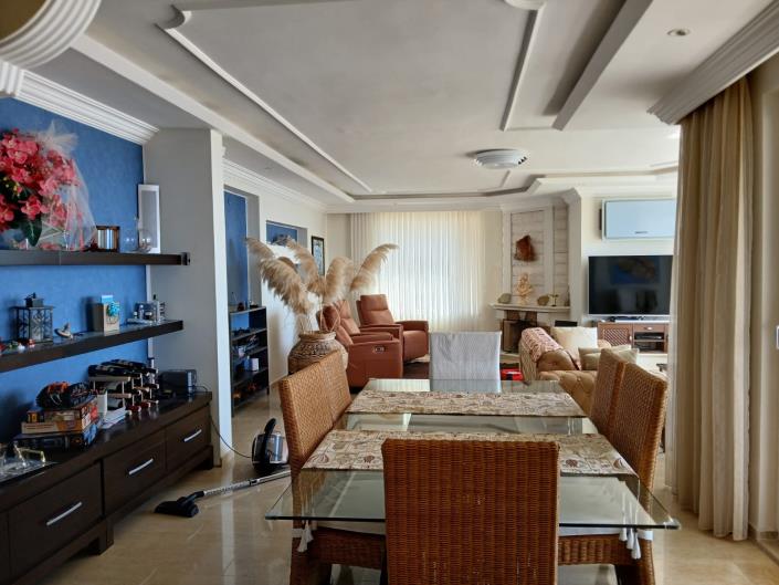 Image No.18-4 Bed Villa for sale