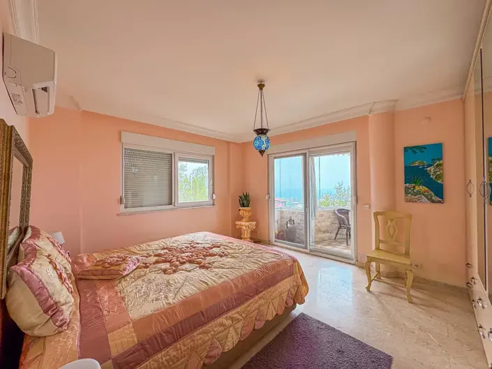 Image No.14-4 Bed Villa for sale