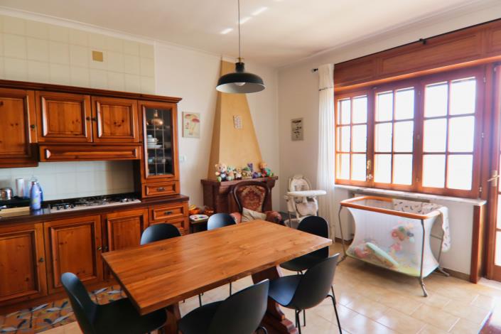 Image No.18-4 Bed Villa for sale