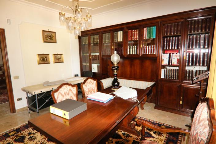 Image No.30-4 Bed Villa for sale