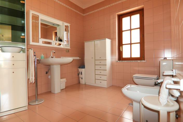 Image No.46-4 Bed Villa for sale