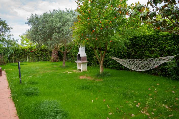 Image No.10-1 Bed Apartment for sale