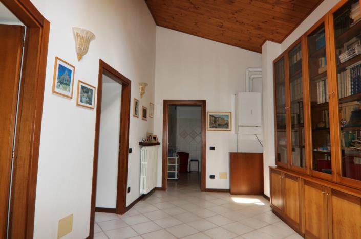 Image No.35-Maison de campagne de 5 chambres à vendre à Tregnago