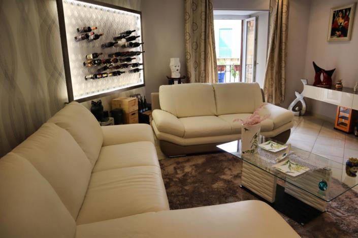 Image No.10-3 Bed Apartment for sale