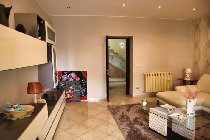 Image No.14-3 Bed Apartment for sale