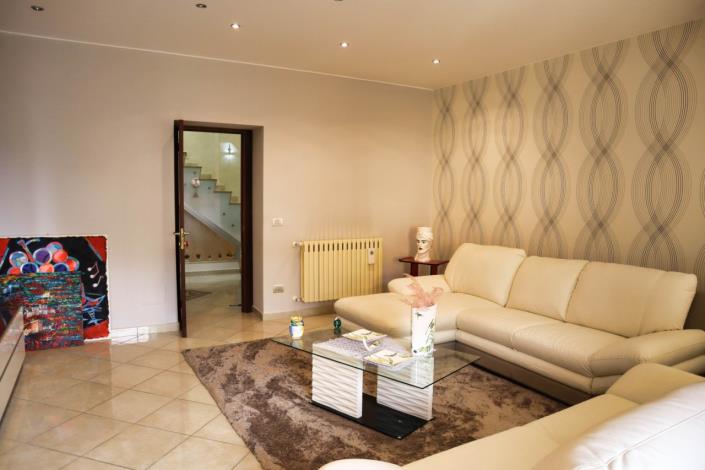 Image No.15-3 Bed Apartment for sale