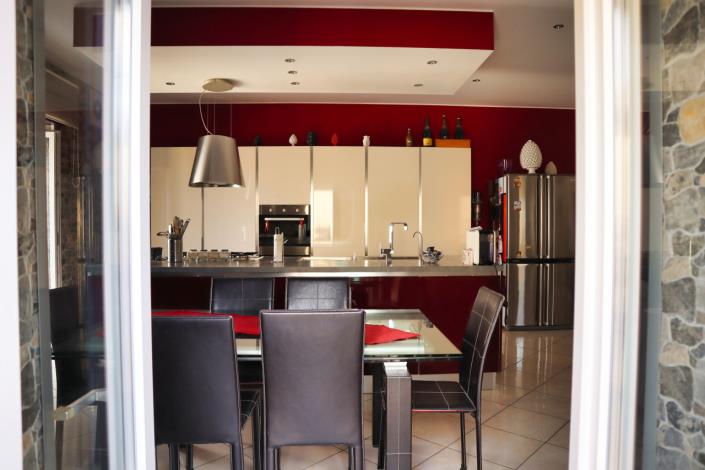 Image No.26-3 Bed Apartment for sale