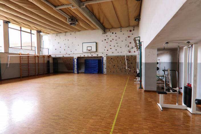 Image No.56-9 Bed Property for sale