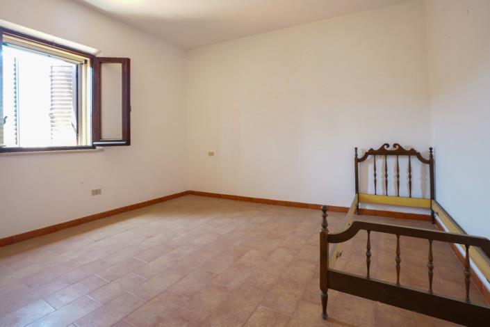 Image No.31-2 Bed Apartment for sale