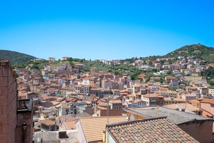 Image No.40-2 Bed Apartment for sale