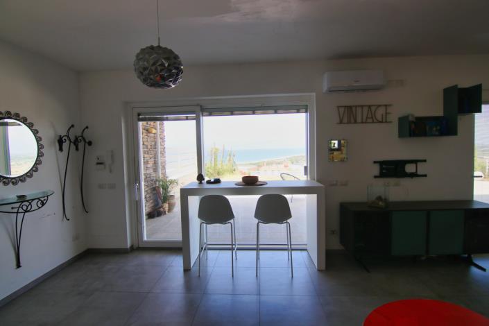 Image No.18-2 Bed Townhouse for sale