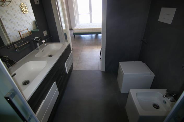 Image No.57-2 Bed Townhouse for sale