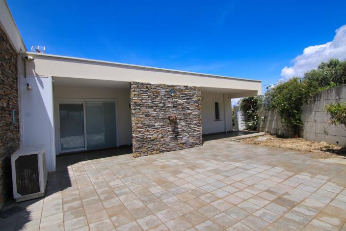 Image No.60-2 Bed Townhouse for sale