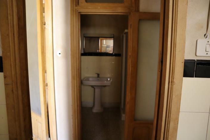 Image No.26-5 Bed Property for sale