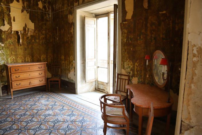 Image No.34-5 Bed Property for sale