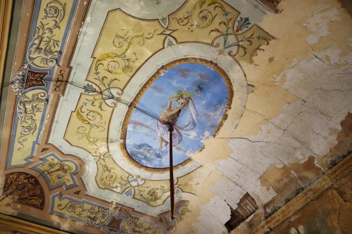 Image No.35-5 Bed Property for sale