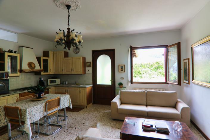 Image No.17-2 Bed Apartment for sale