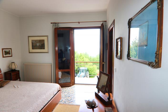 Image No.37-2 Bed Apartment for sale