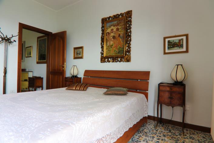 Image No.44-2 Bed Apartment for sale