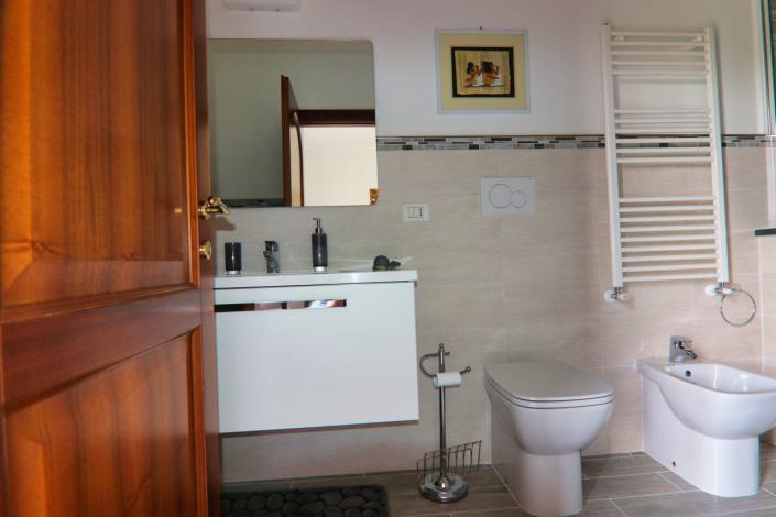 Image No.48-2 Bed Apartment for sale