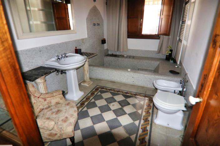 Image No.29-Propriété de 7 chambres à vendre à Ravenna