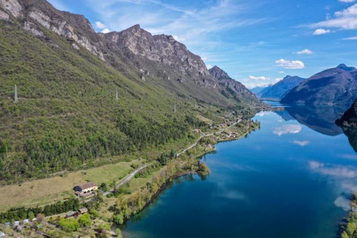 Image No.4-Propriété de 8 chambres à vendre à Idro