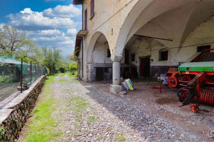 Image No.19-Propriété de 8 chambres à vendre à Idro