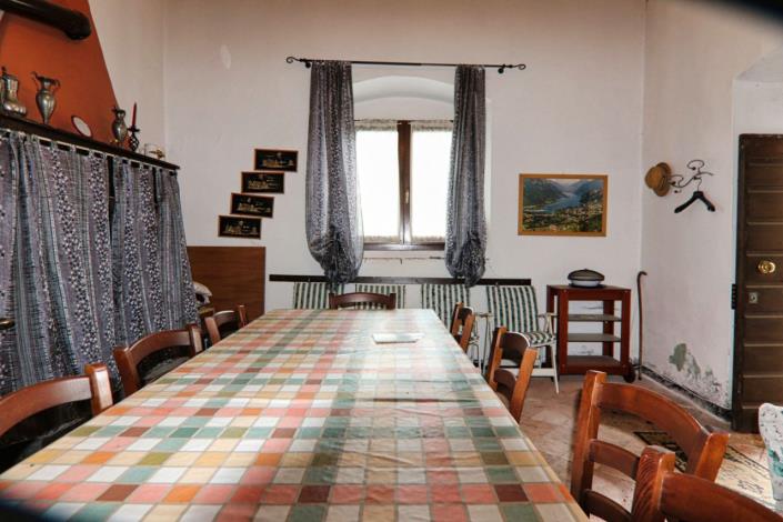 Image No.27-Propriété de 8 chambres à vendre à Idro