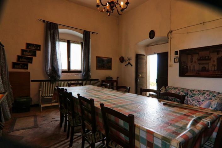 Image No.28-Propriété de 8 chambres à vendre à Idro