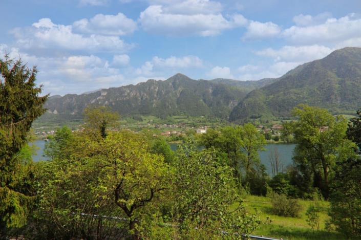 Image No.37-Propriété de 8 chambres à vendre à Idro