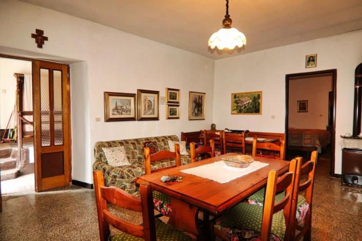 Image No.39-Propriété de 8 chambres à vendre à Idro