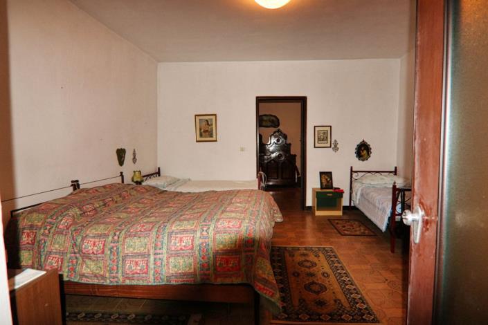 Image No.43-Propriété de 8 chambres à vendre à Idro