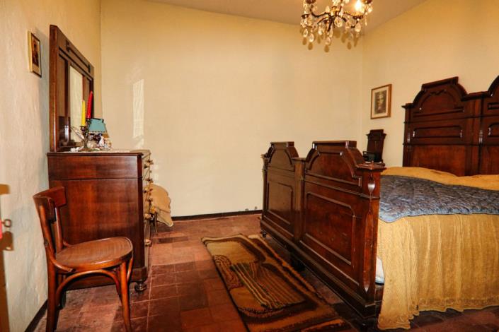 Image No.49-Propriété de 8 chambres à vendre à Idro