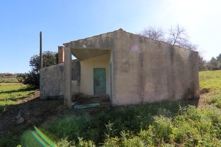 Image No.7-2 Bed Country House for sale