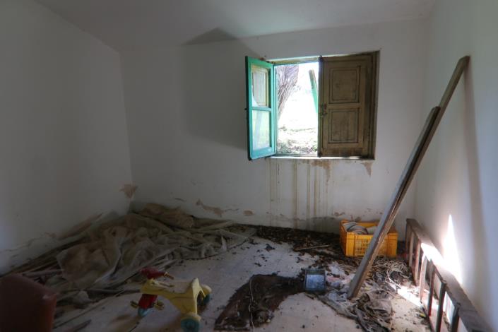 Image No.33-2 Bed Country House for sale