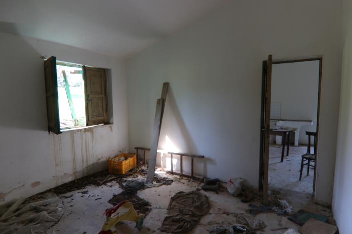 Image No.34-2 Bed Country House for sale