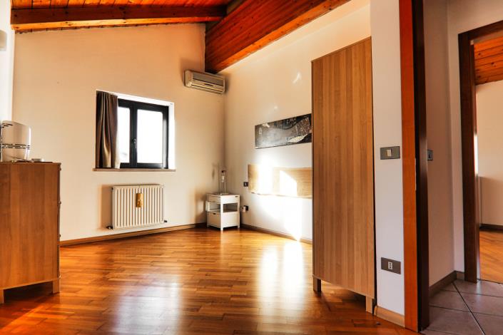 Image No.25-2 Bed Apartment for sale