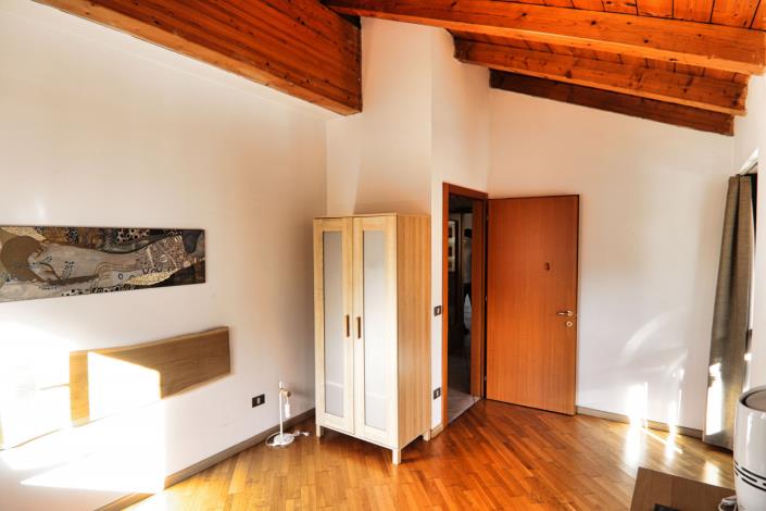 Image No.29-2 Bed Apartment for sale