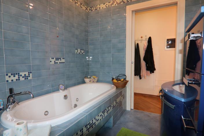 Image No.47-2 Bed Apartment for sale