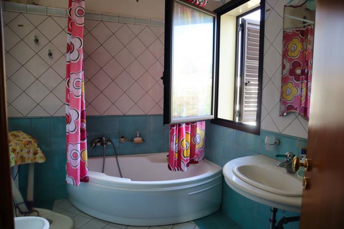 Image No.46-3 Bed Villa for sale