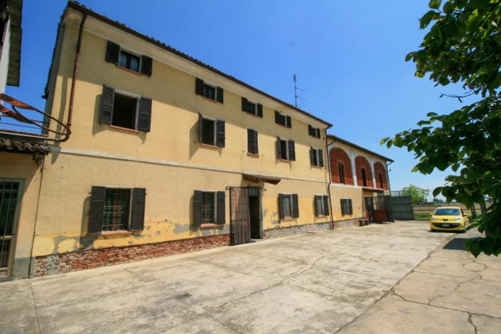 Image No.4-Maison de campagne de 3 chambres à vendre à Casale Monferrato