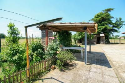 005__005__esterni_35_jpg